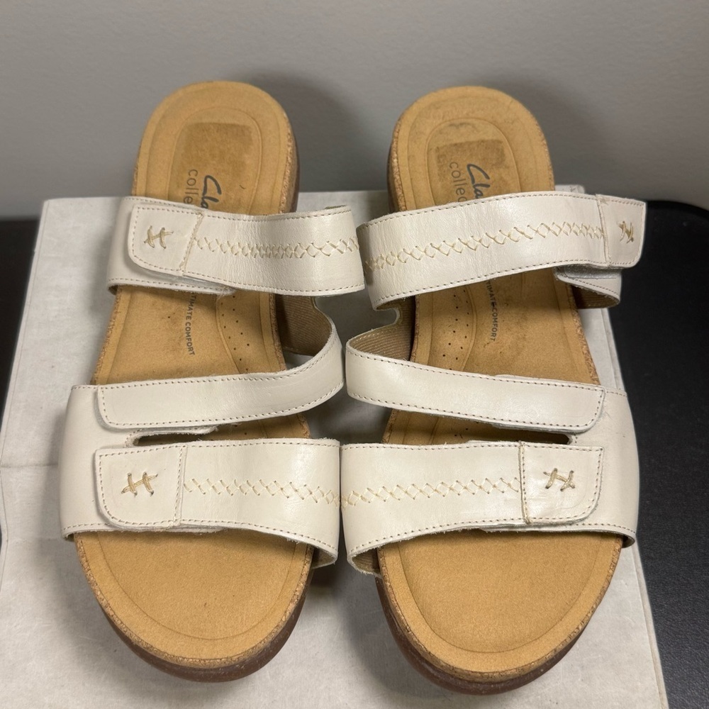 Clarks Women's Roseville Bay Flat Sandal, size 12, white Leather, NWOT - Picture 2 of 10